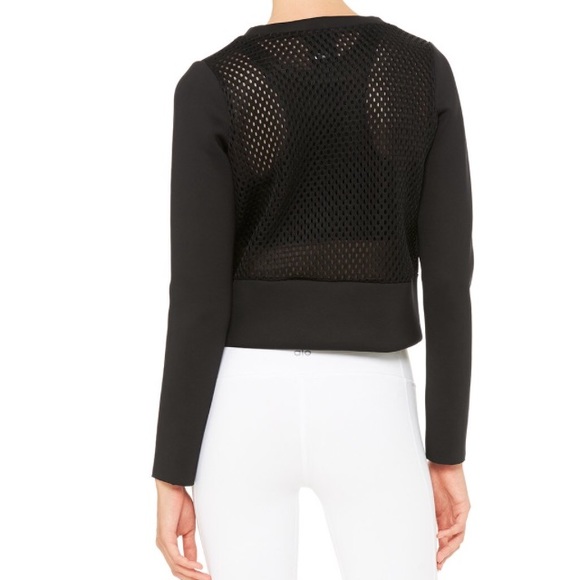 alo yoga // cropped mesh back scuba pullover - Picture 5 of 6